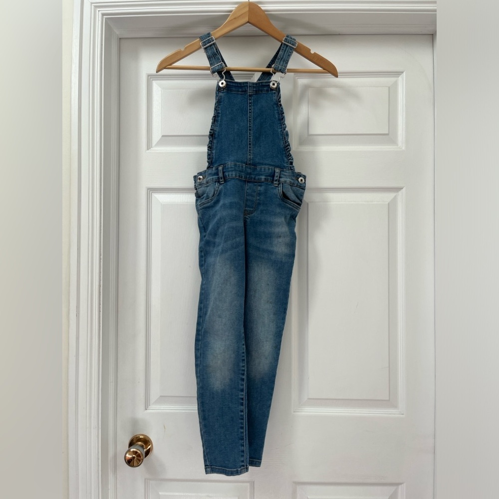 George girl’s denim overalls size 8